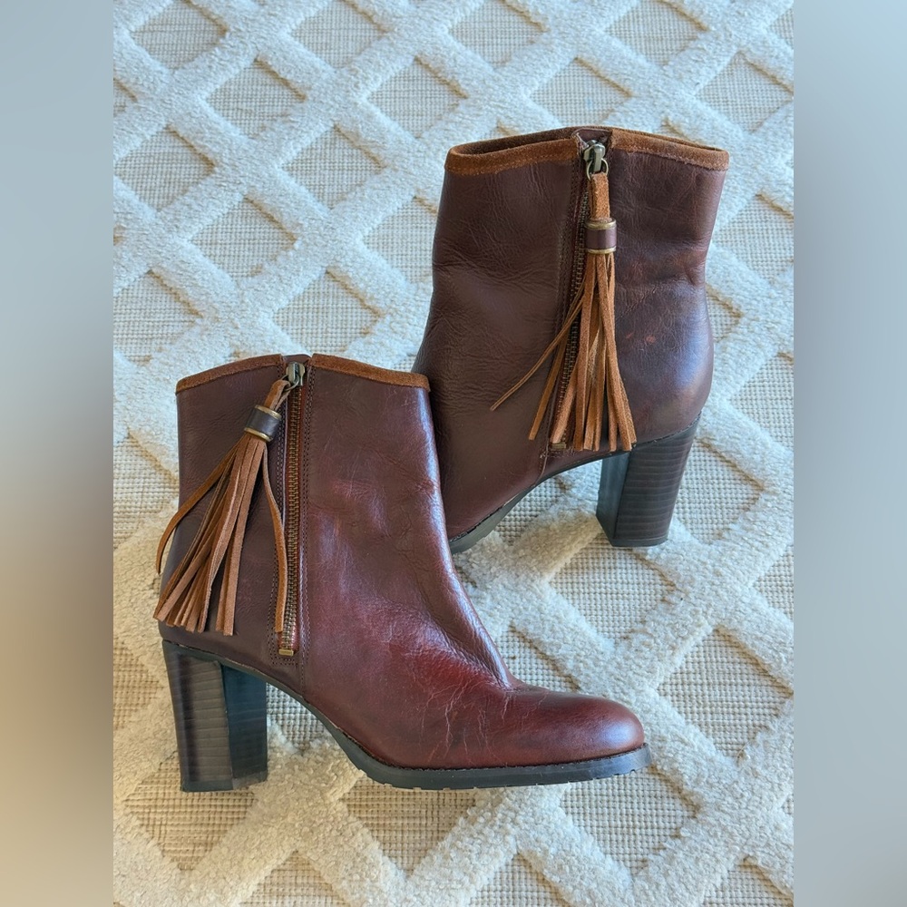 Lauren Ralph Carah Brown Leather Ankle Boots Zip Tassels Women's Size 8B - Picture 5 of 15